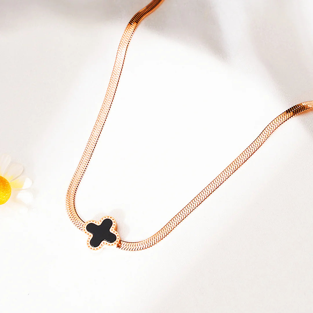 Clover Reversible Choker