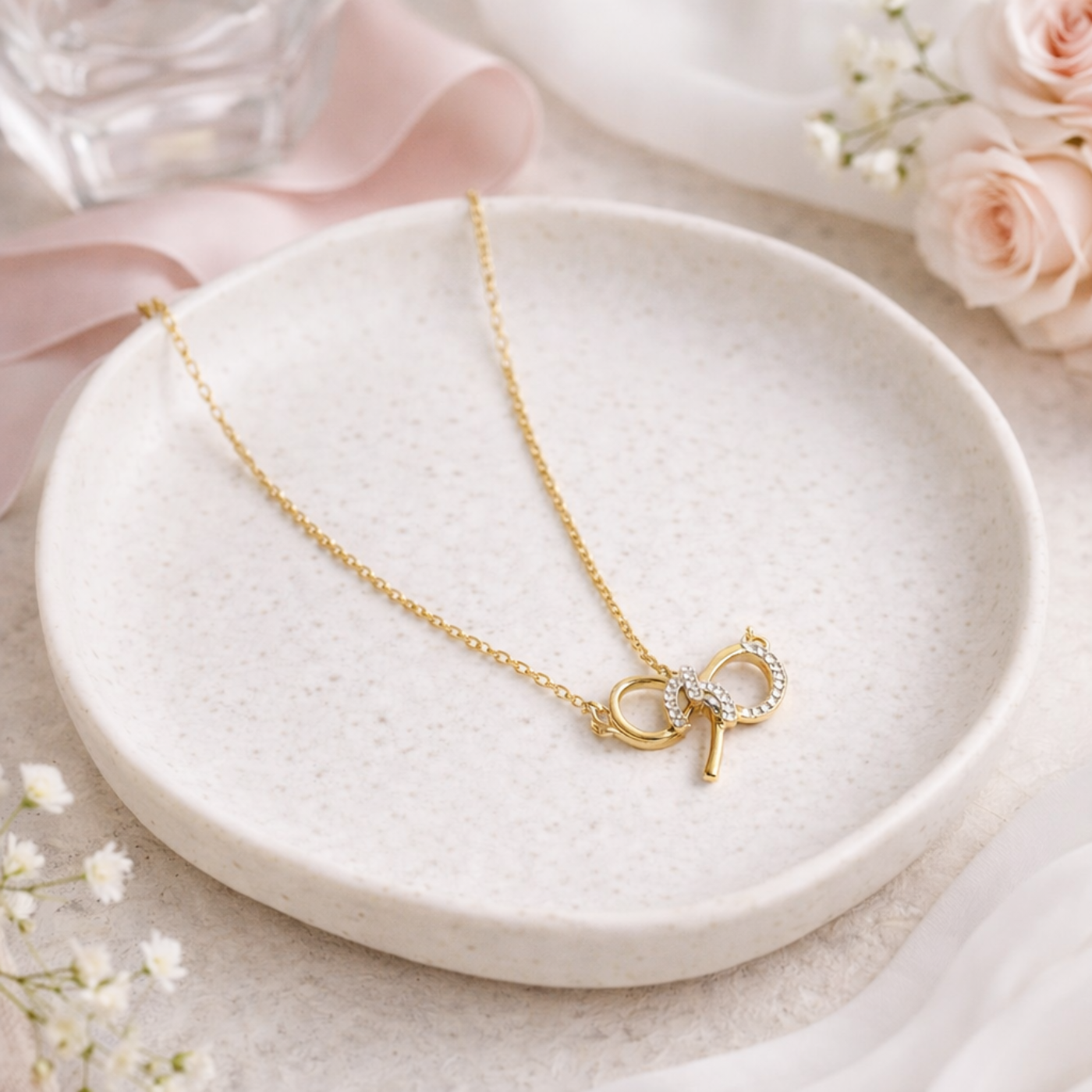Radiant Ribbon Charm