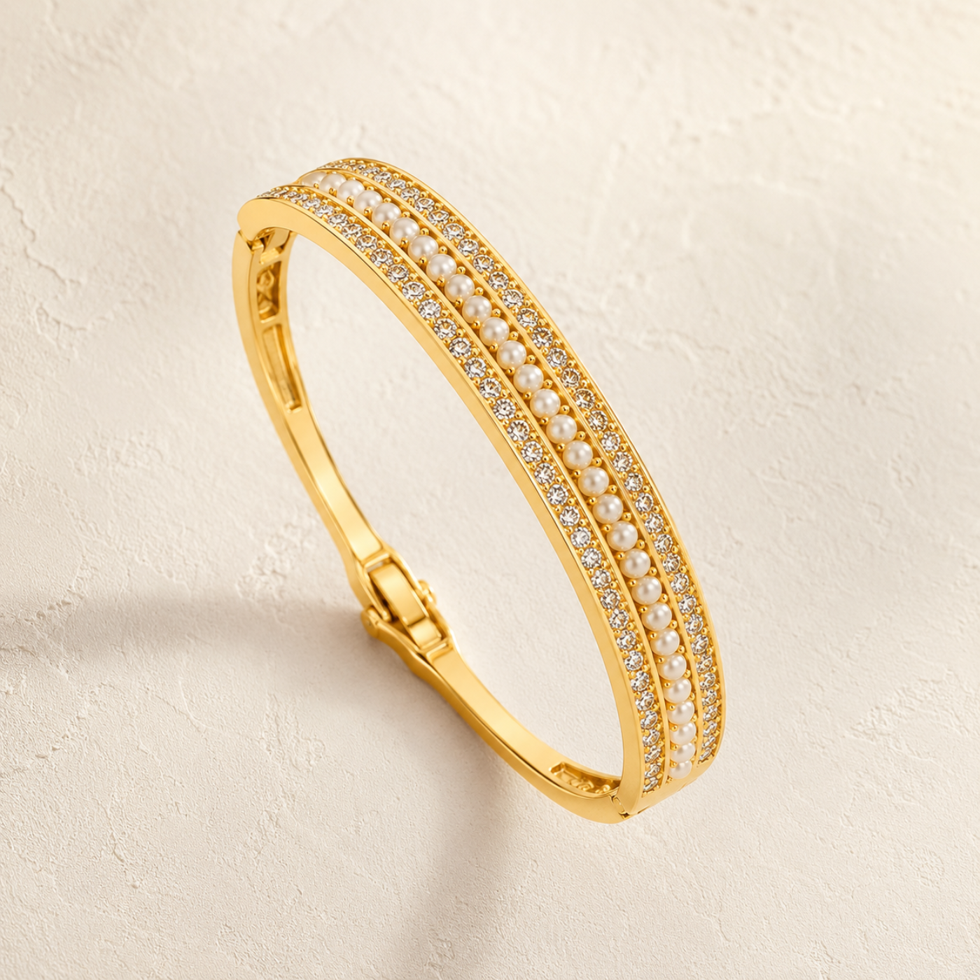 Bela Pearl Bangle