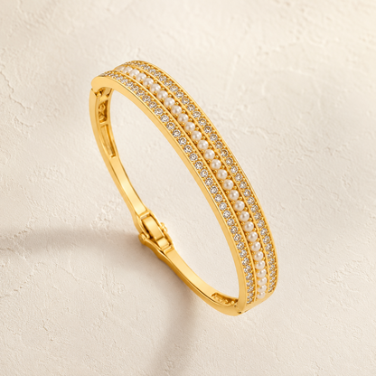 Bela Pearl Bangle
