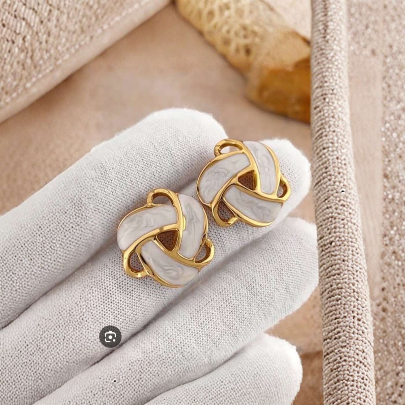 Elegant Knot Design Studs