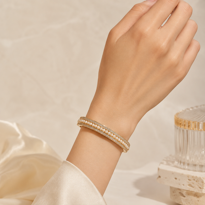 Bela Pearl Bangle